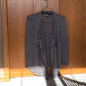 Ladies lightweight cardigan. Size large.